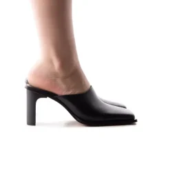 Women L'INTERVALLE Aglaia Black Leather