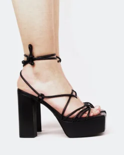 Women L'INTERVALLE Antigua, Black Leather/Cuir Noir