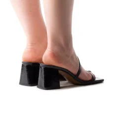 Women L'INTERVALLE Armona Black Leather