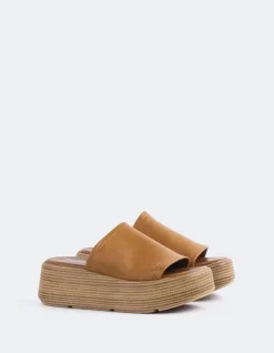 Women L'INTERVALLE Beluga Tan Leather
