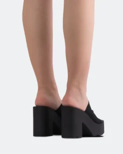 Women L'INTERVALLE Carangi Black Lycra