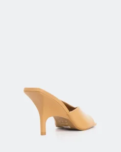Women L'INTERVALLE Caviana, Tan Leather/Cuir Ocre