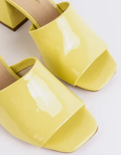 Women L'INTERVALLE Clarabelle Yellow Patent