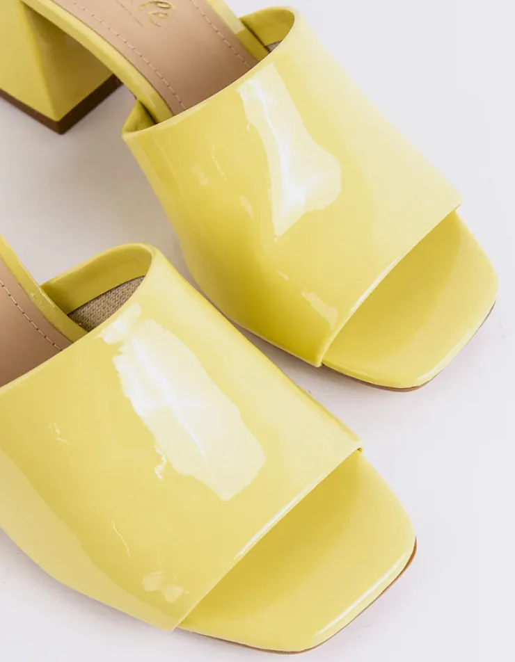 Women L'INTERVALLE Clarabelle Yellow Patent