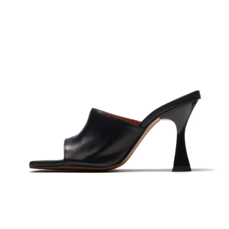 Women L'INTERVALLE Cythera Black Leather