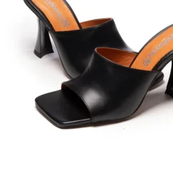 Women L'INTERVALLE Cythera Black Leather