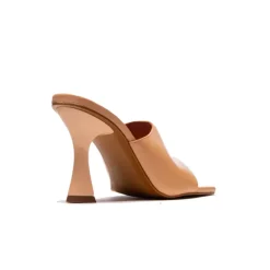 Women L'INTERVALLE Cythera Nude Leather