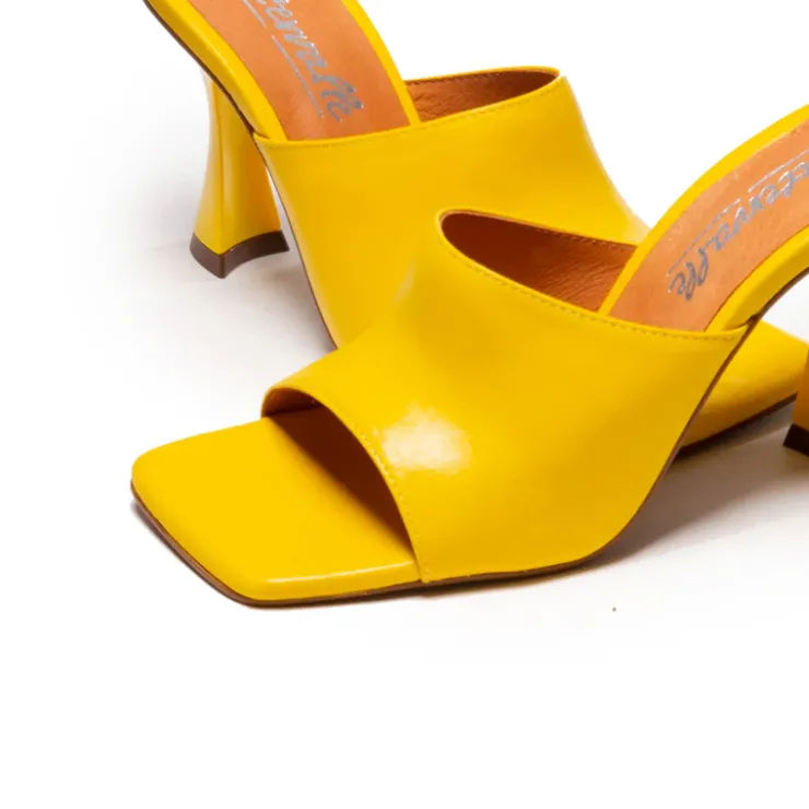 Women L'INTERVALLE Cythera Yellow Leather
