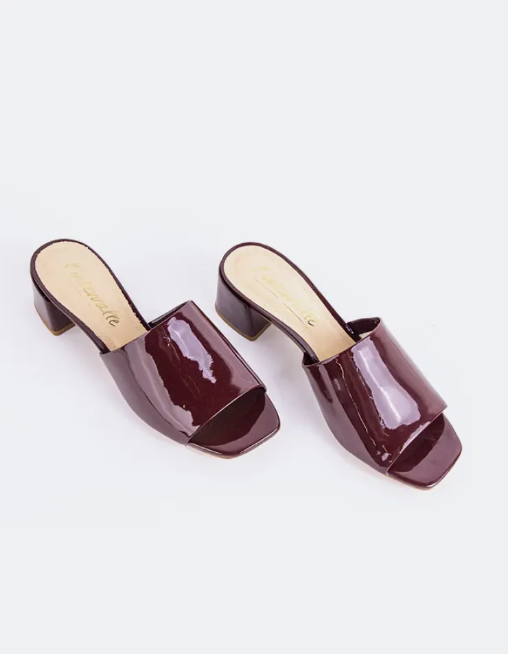 Women L'INTERVALLE Fortunata Burgundy Patent