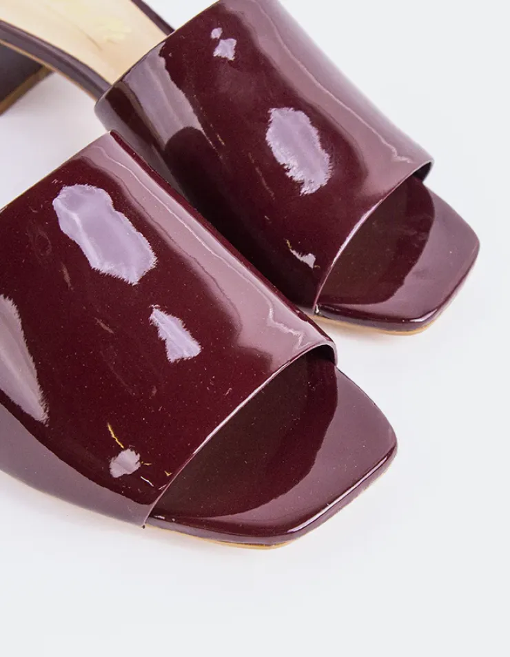 Women L'INTERVALLE Fortunata Burgundy Patent
