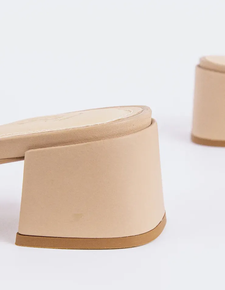 Women L'INTERVALLE Fortunata Nude Leather
