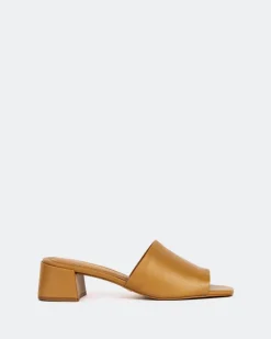Women L'INTERVALLE Fortunata Tan Leather