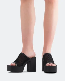 Women L'INTERVALLE Genuine Black Crochet