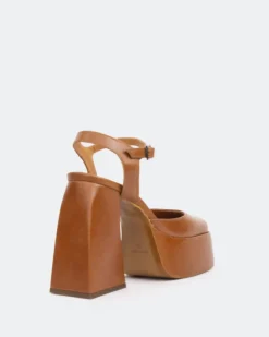 Women L'INTERVALLE Kotter, Tan Leather/Cuir Ocre