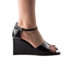 Women L'INTERVALLE Mariposa Black Leather