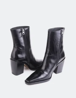 Women L'INTERVALLE Meraly Black Leather