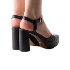 Women L'INTERVALLE Minorca Black Leather