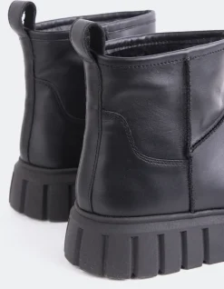 Women L'INTERVALLE Mortara Black Leather