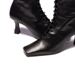 Women L'INTERVALLE Noble Black Leather