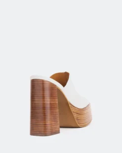Women L'INTERVALLE Overboard Off White Leather/Cuir Blanc Cassé