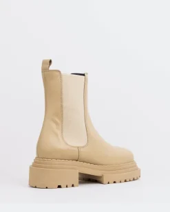 Women L'INTERVALLE Pacio Cream Leather