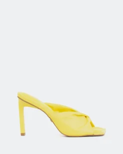 Women L'INTERVALLE Paqueta, Yellow Leather/Cuir Jaune