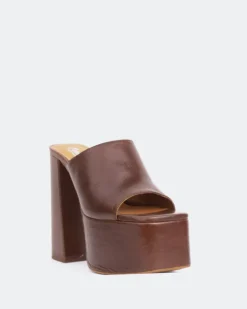 Women L'INTERVALLE Piccioli Chestnut Leather