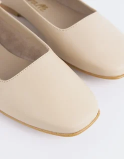Women L'INTERVALLE Reubena Nude Leather