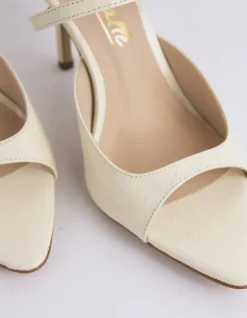Women L'INTERVALLE Scilla Off White Naplack