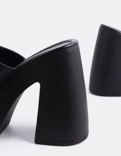 Women L'INTERVALLE Smyrni Black Leather