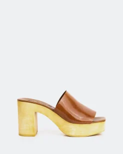 Women L'INTERVALLE Snicker Tan Leather