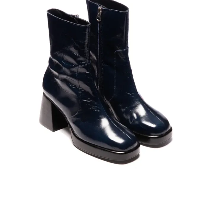 Women L'INTERVALLE Sullivan Navy Leather