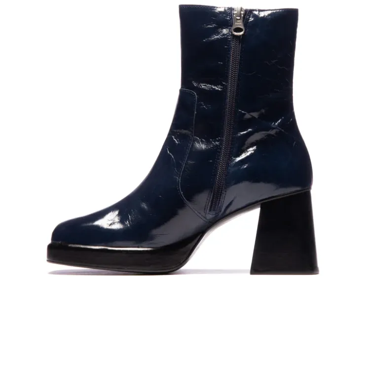 Women L'INTERVALLE Sullivan Navy Leather