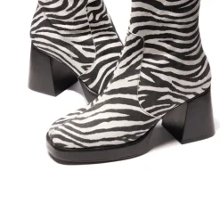 Women L'INTERVALLE Sullivan Zebra Print
