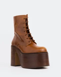 Women L'INTERVALLE Tripp Cognac Leather