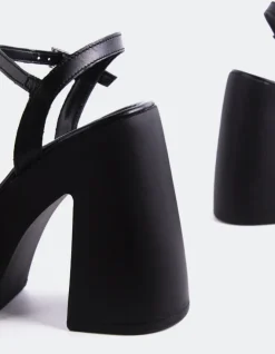 Women L'INTERVALLE Veria Black Leather
