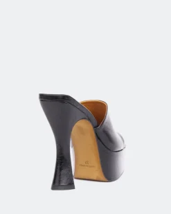 Women L'INTERVALLE Weekend Black Leather